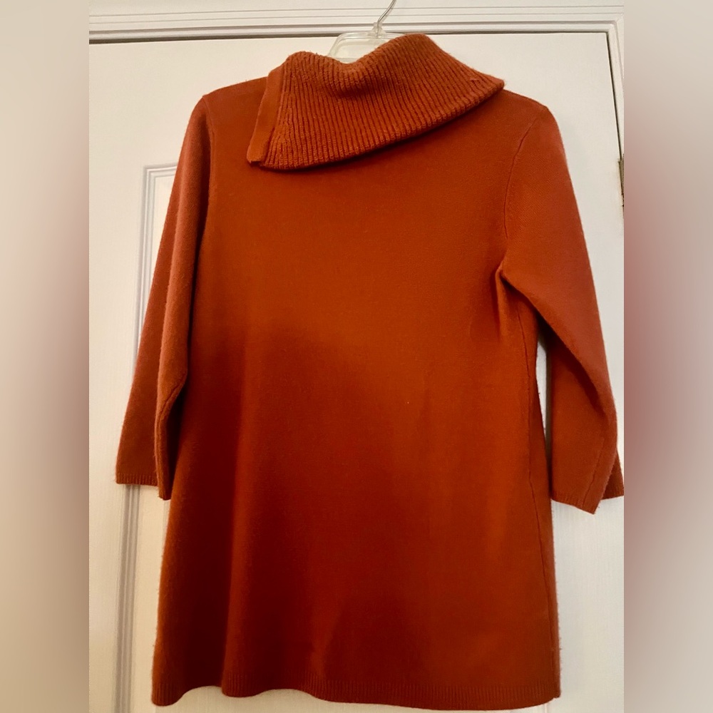 Ladies Knit Medium Sweater by Hampshire Studios